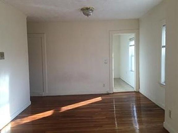 3rd image of 291 Newport Ave APT 47