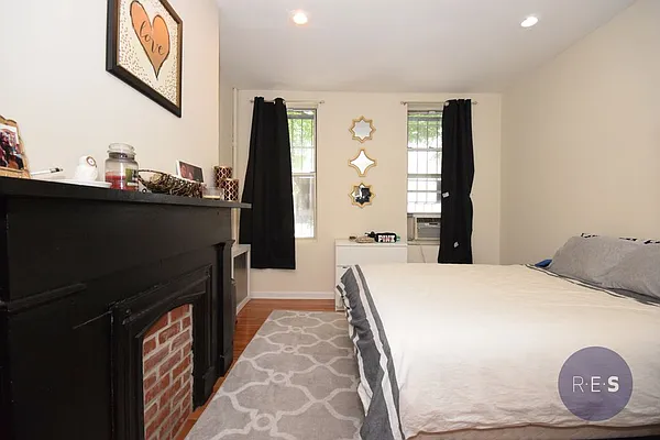 Rented by RES New York | media 1