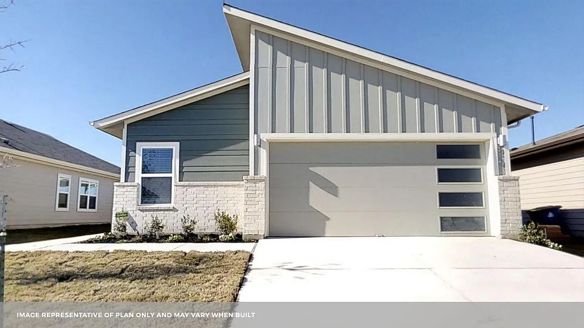 4 bed, 2.0 bath, 1705 sqft, $1,950 — Photo 1