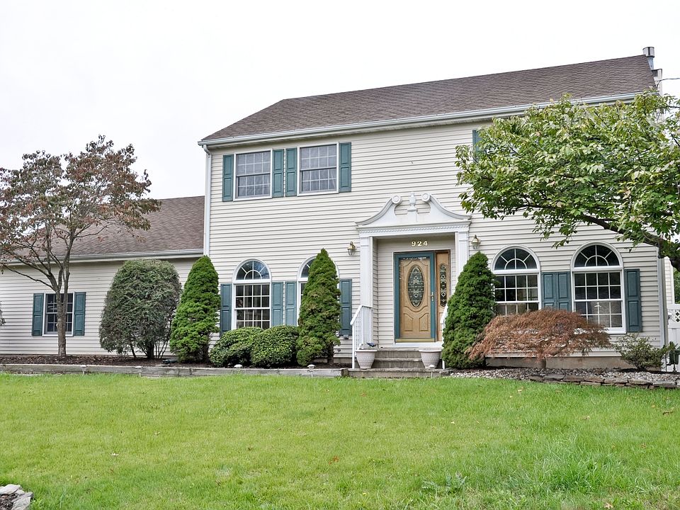 924 Arlington Ave, South Plainfield, NJ 07080 Zillow