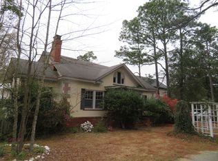 310 N May St #1, Southern Pines, NC 28387