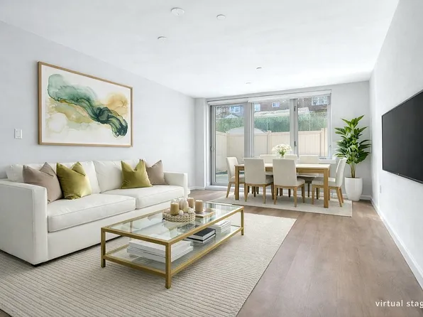 3330 61st St APT 105, Flushing, NY 11377