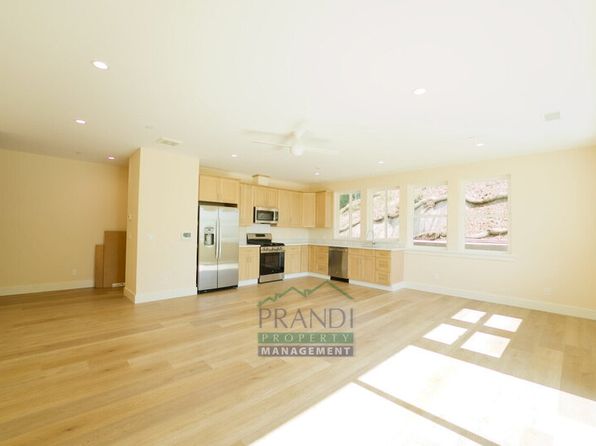 10 E Crescent Dr Unit D