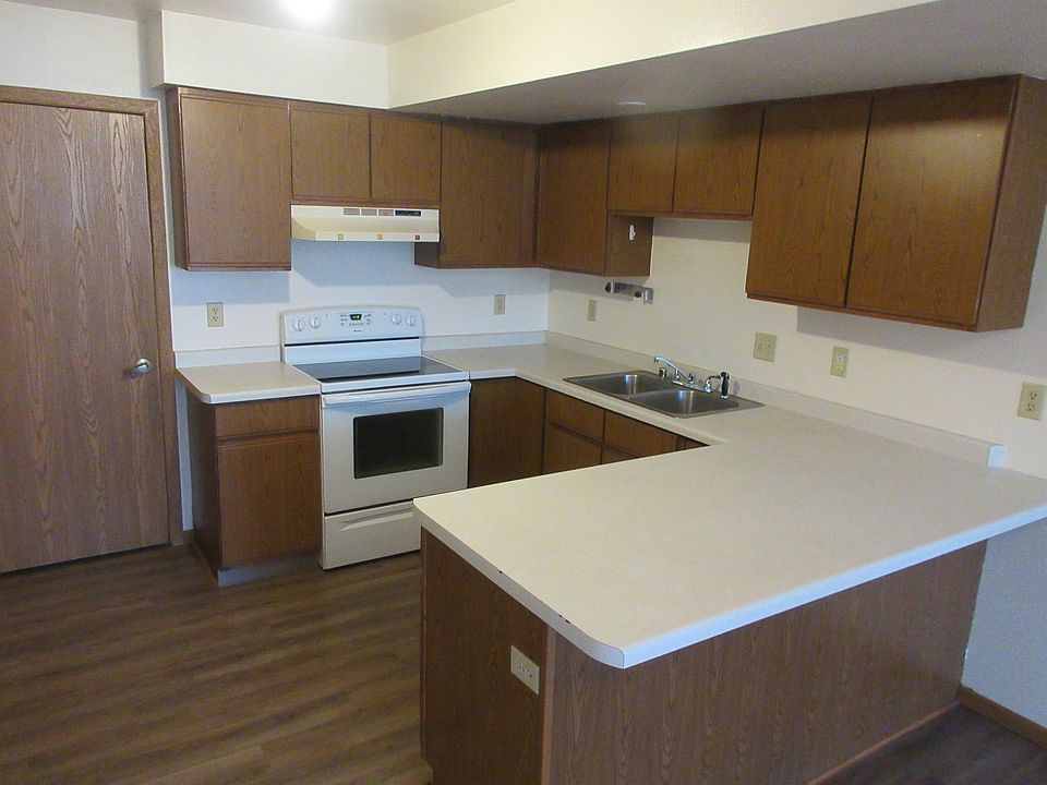 2nd image of 202 W North St #4
