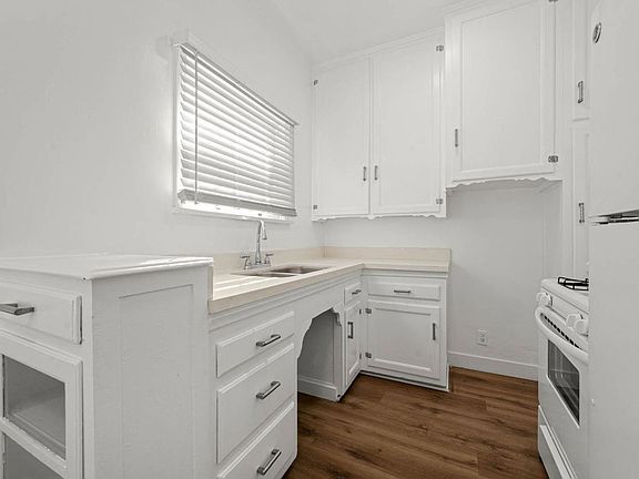 3rd image of 4172 Leimert Blvd #3/4A
