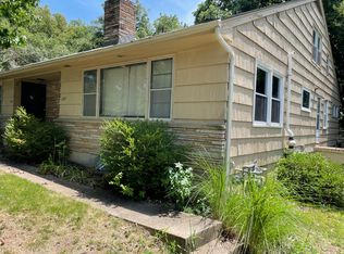1227 W 75th St, Kansas City, MO 64114