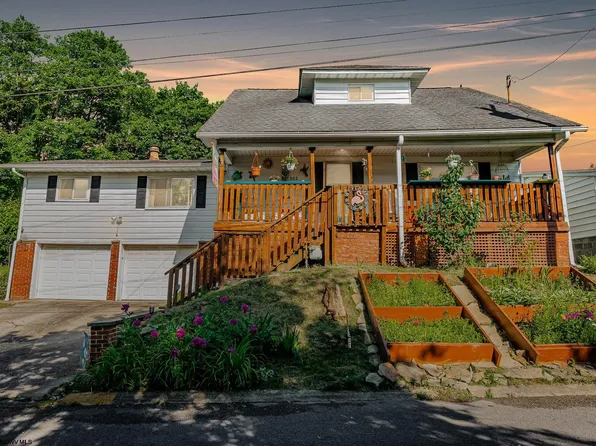 362 Pleasant Hill Ave, Star City, WV 26505