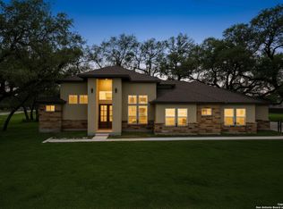 101 Vintage Run Dr, La Vernia, TX 78121