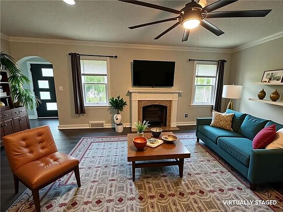 4th image of 5987 Paseo Blvd