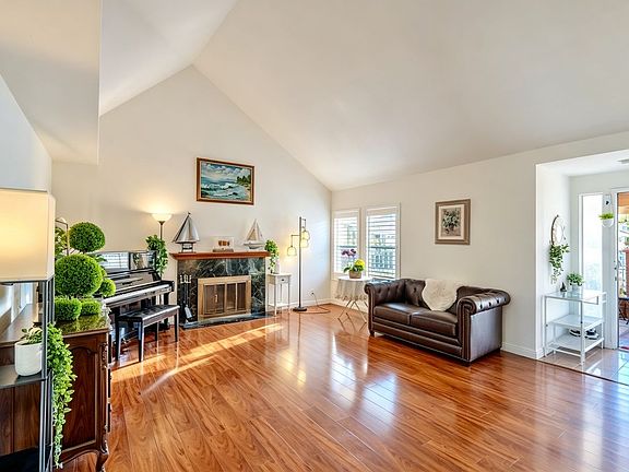 2nd image of 37 Fremont