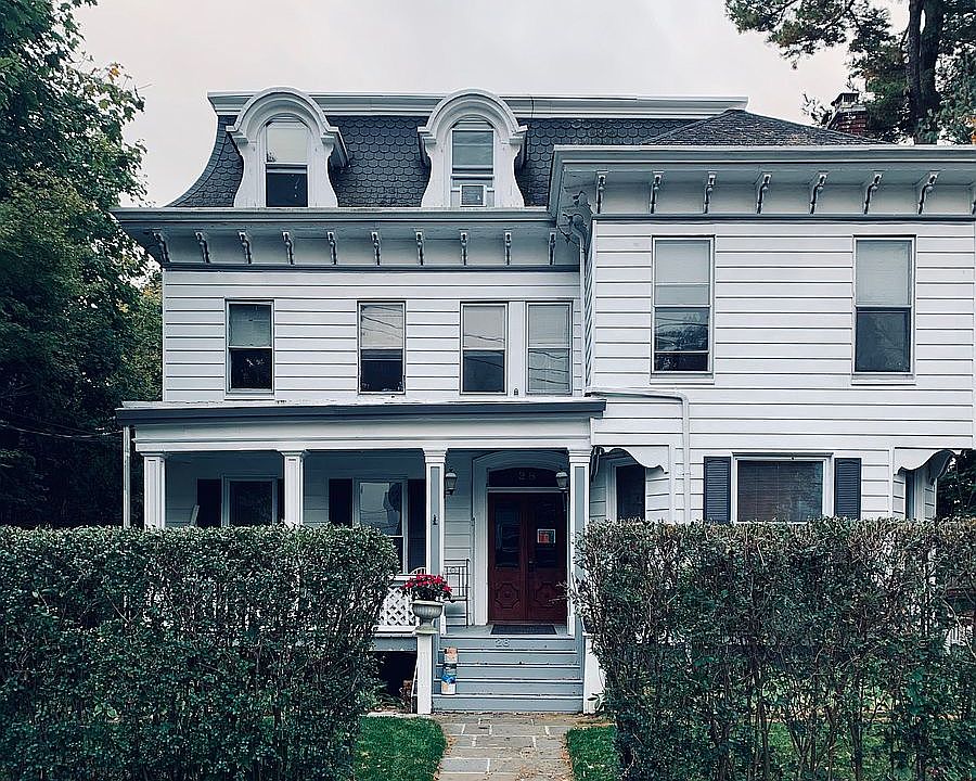 2nd image of 28 Ellis Pl