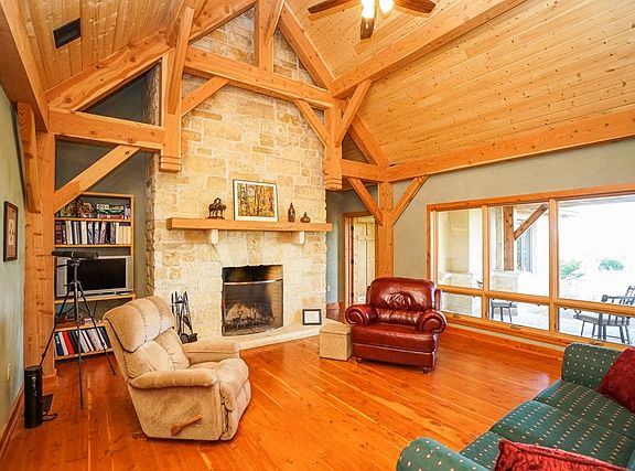4th image of 242 Spanish Oak Dr