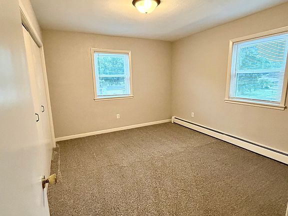 5th image of 518 E Market St #5