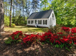 1517 Leicester Rd, Richmond, VA 23225