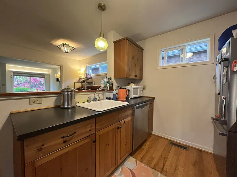 7311 SW 3rd Ave — Photo 12