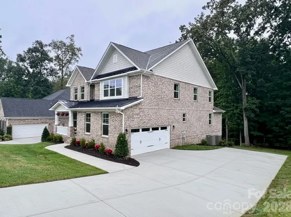 7717 Nautical View Dr, Denver, NC 28037