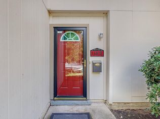 13818 Methuen Green Ln #100, Dallas, TX