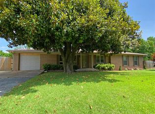 195 Hatfield Dr, Batesville, AR 72501