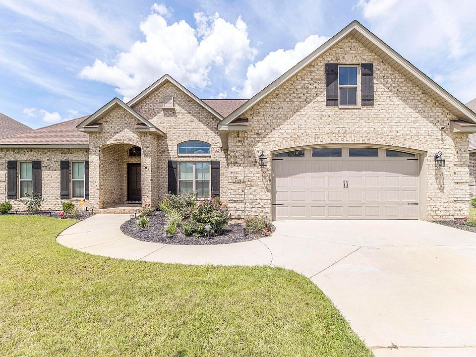 1st image of 103 Foxberry Nook