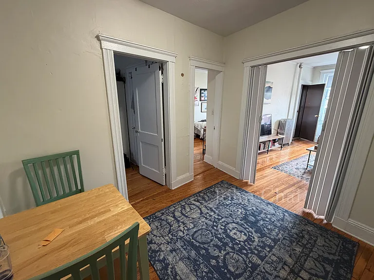 127 Sutherland Rd #K — Photo 15