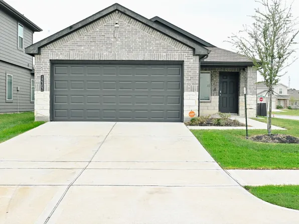12302 Rock Basin Dr, Houston, TX 77014