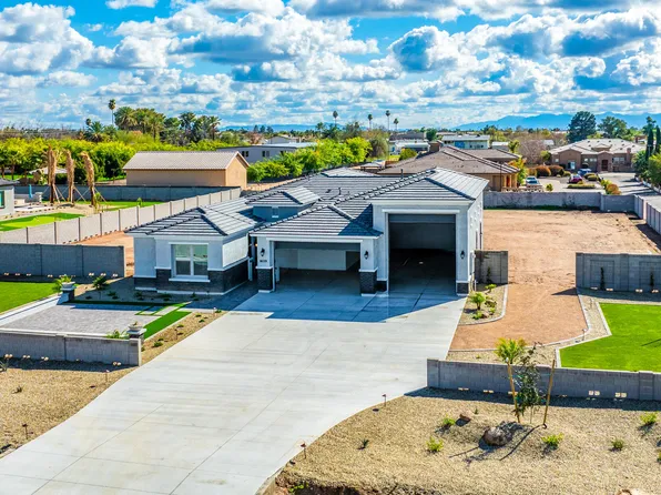 7323 W ACOMA Drive, Peoria, AZ 85381