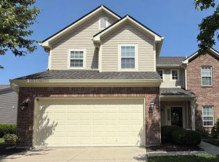 13261 Ashwood Dr, Fishers, IN 46038