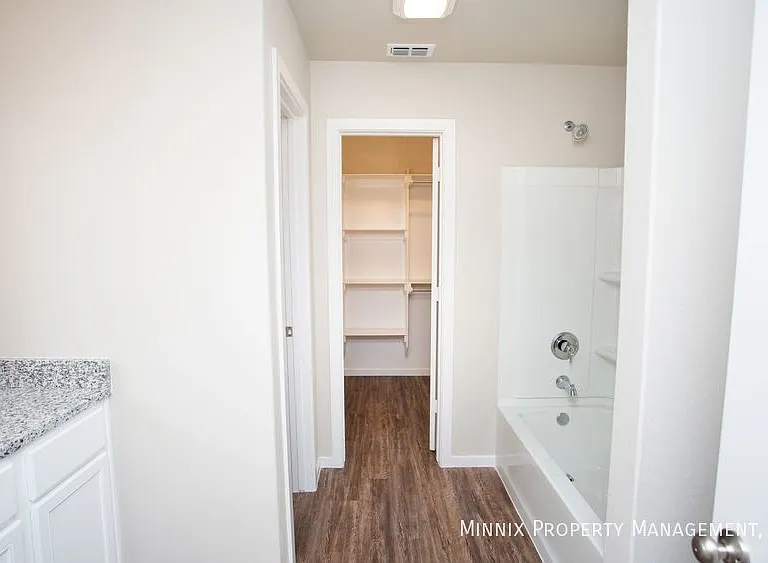 2129 Kokomo Ave #B — Photo 12