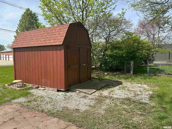 100 Theodore St, Washington, IL 61571