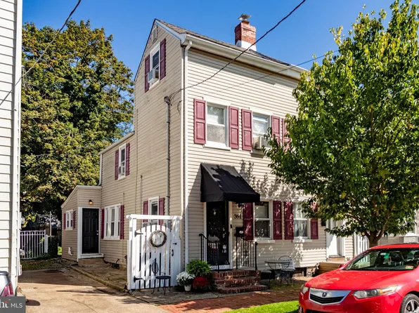 361 Prince St, Bordentown, NJ 08505