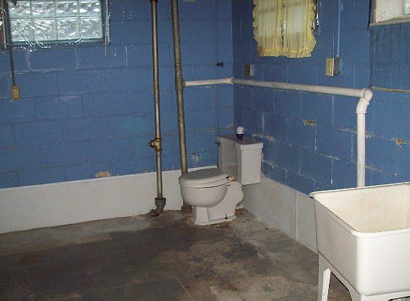 5th image of 1005 W 29th St
