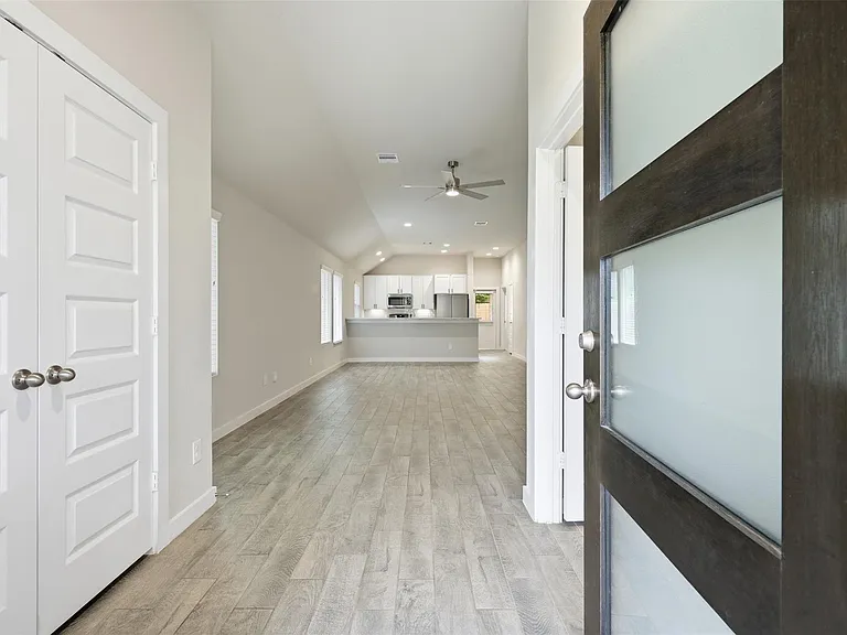 2742 Oakleaf Ash Ln — Photo 5