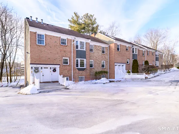 3 Valley View Road APT 45, Norwalk, CT 06851