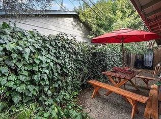 505 Thompson Ave APT B, Mountain View, CA 94043