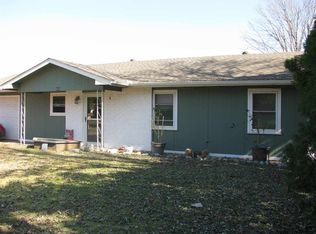 303 Westview St, Waukomis, OK 73773