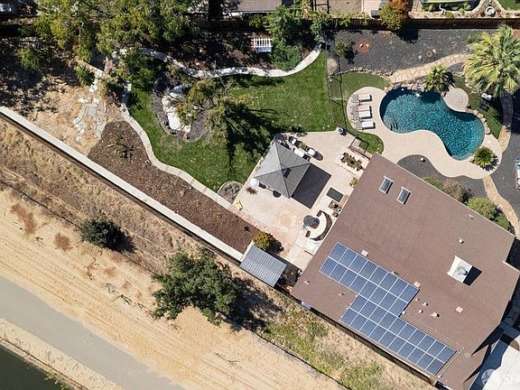 3rd image of 4225 Rio Vista Pl