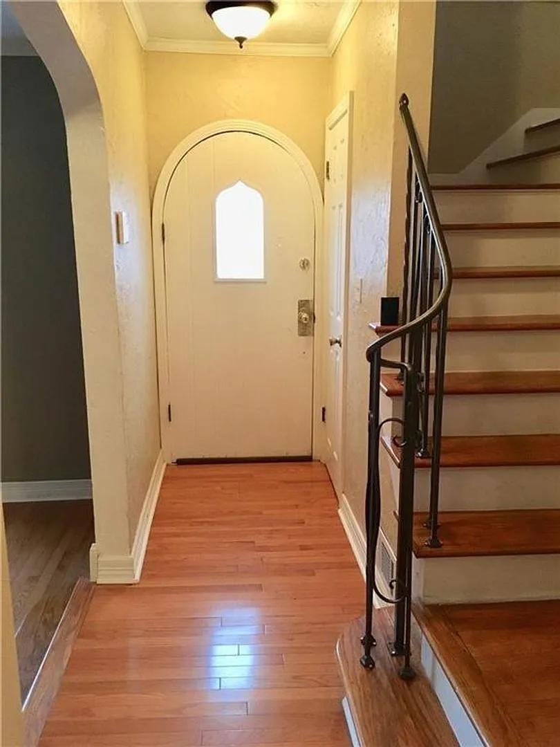 Charming 3-Bedroom Home in Midtown Oklahoma City!! — Photo 2