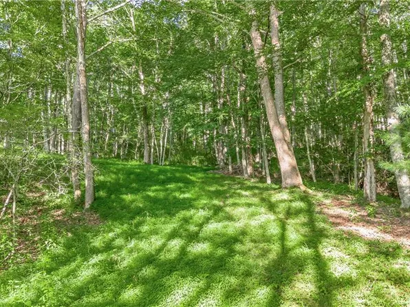 River Stone Dr, Laurel Springs, NC 28644