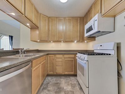 1766 Sinaloa Rd APT 282, Simi Valley, CA, 93065