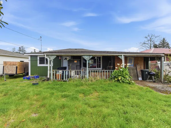 64227 Braley Rd, Coos Bay, OR 97420