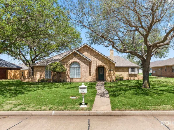 808 Arapaho Dr, Burkburnett, TX 76354