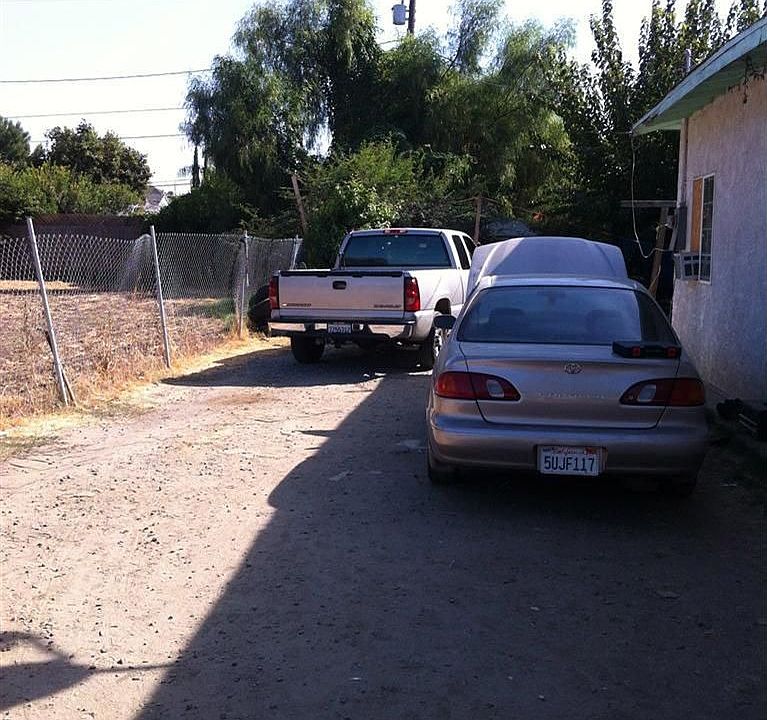 2nd image of 215 E Morton Ave