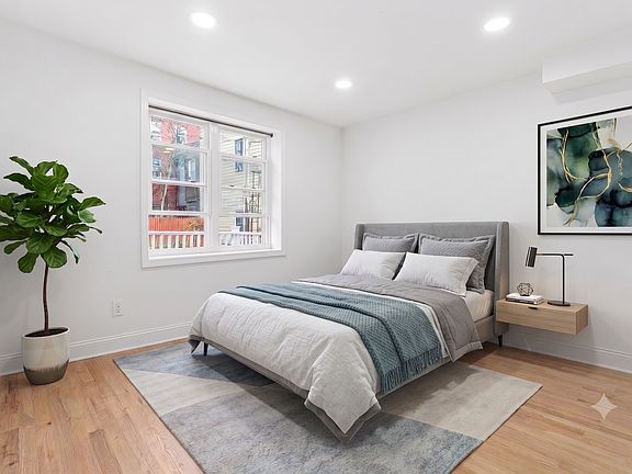 5th image of 25-51 Crescent St #1F