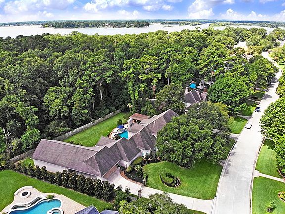 4th image of 1519 Scenic Shore Drive