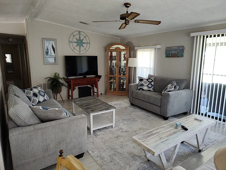 9765 Lake Fairways Blvd — Photo 9