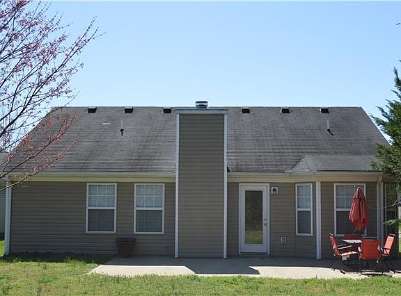 3rd image of 3744 Southbend Dr