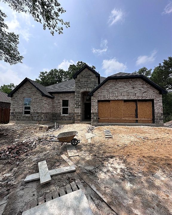 1st image of 2809 Dennis Cir