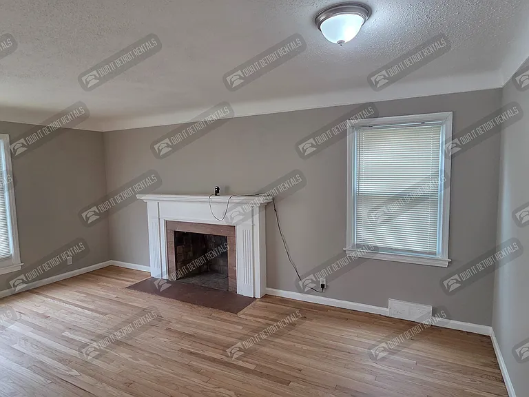 16600 Carlisle St — Photo 5