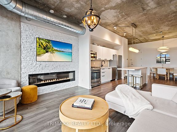 2nd image of 60 Bathurst St #403