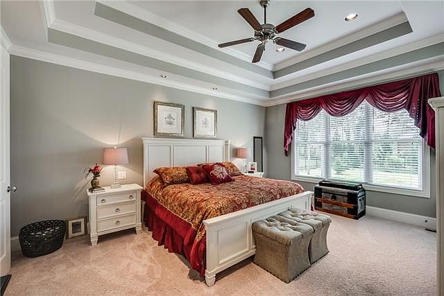 2nd image of 1685 Sunset Park Dr